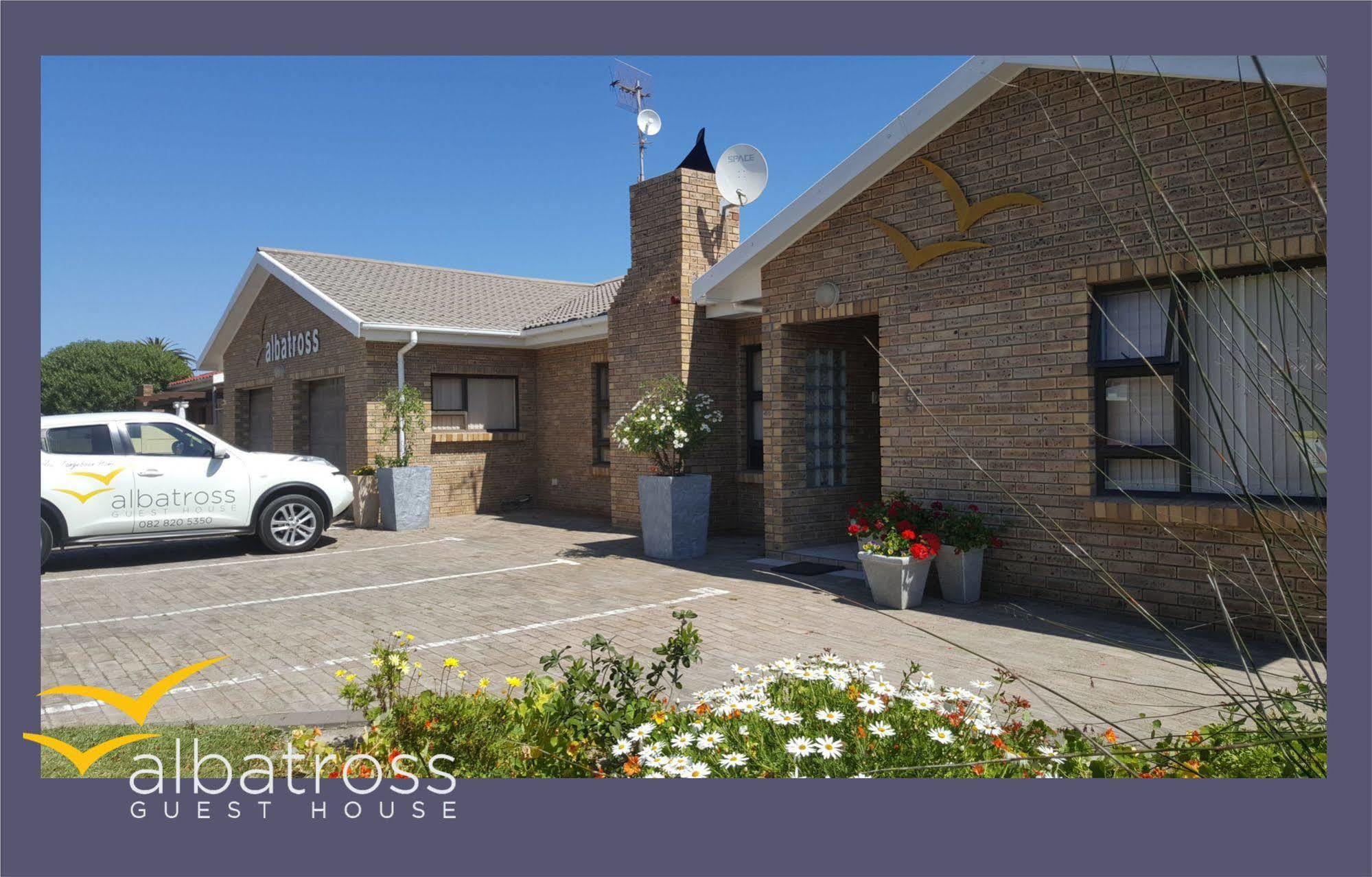 Albatross Guesthouse Langebaan Eksteriør bilde