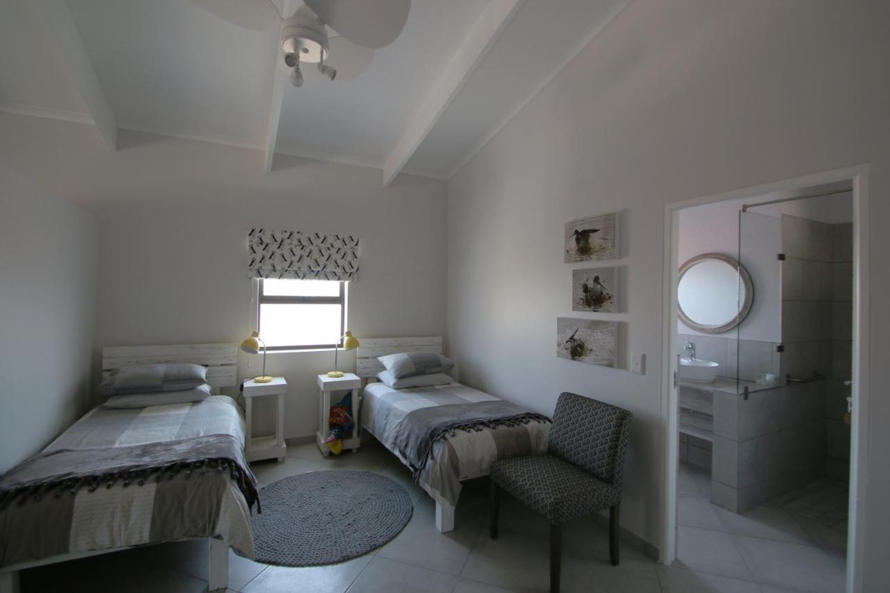 Albatross Guesthouse Langebaan Eksteriør bilde
